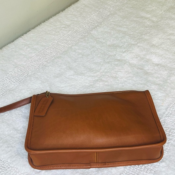 Coach Leather Men’s Wristlet / Clutch | Brown | Authentic | Unisex - Picture 2 of 4